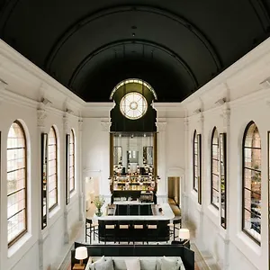 Hotel August, Antwerpia